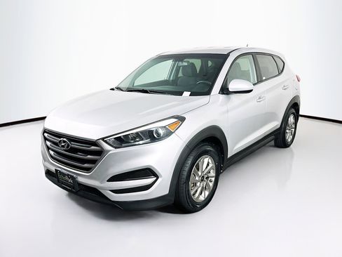 Used 2017 Hyundai Tucson SE image 3