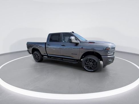 New 2025 RAM 2500 Big Horn AWD/4WD image 2