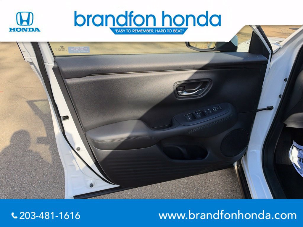 Used 2024 Honda HR-V LX image 11