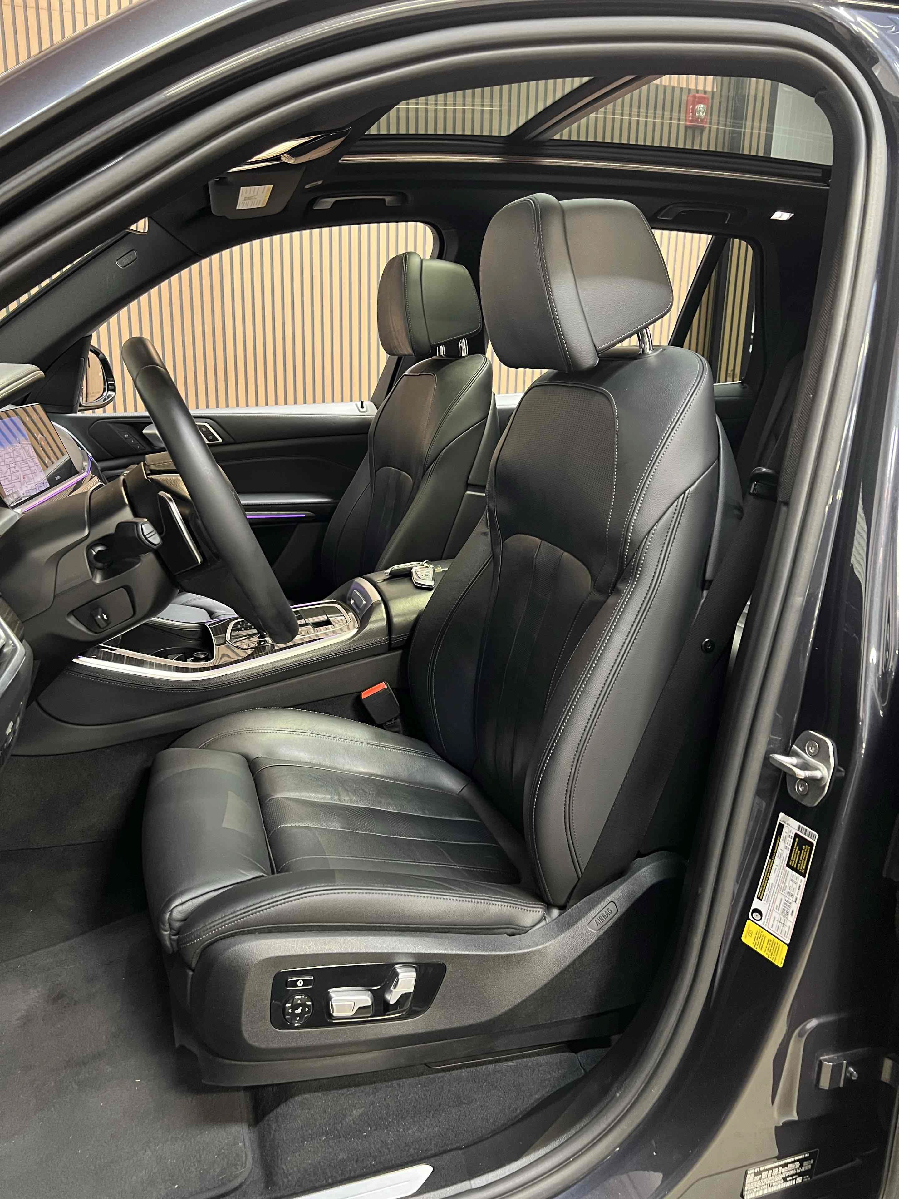 Used 2020 BMW X5 sDrive40i w/ Premium Package RWD image 89