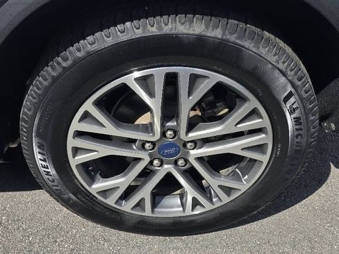 Used 2021 Ford Escape SEL AWD/4WD image 10