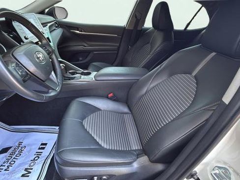 Used 2024 Toyota Camry SE FWD image 12
