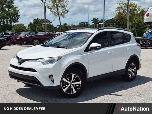Used 2018 Toyota RAV4 XLE FWD image 1