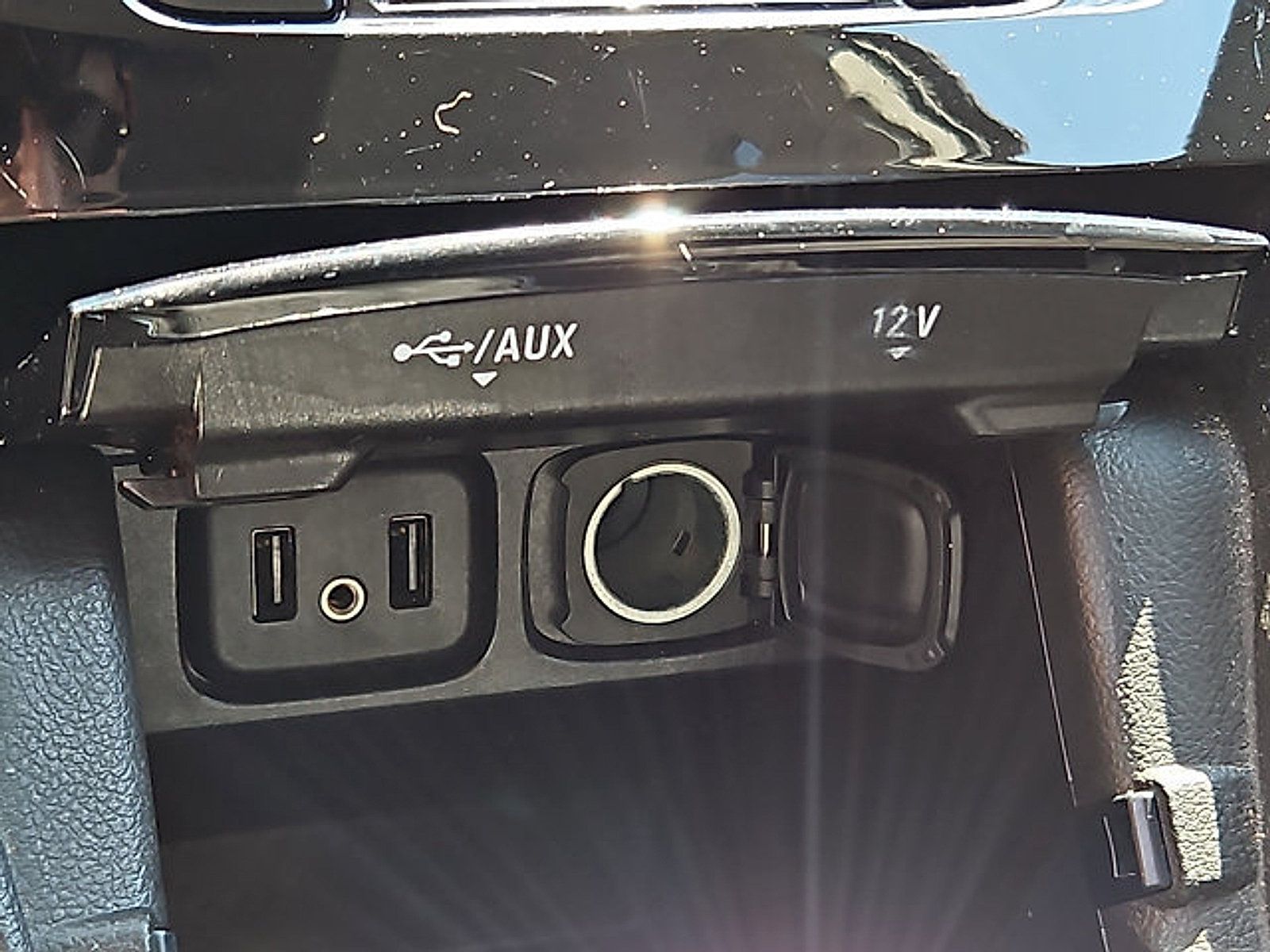 Used 2019 Buick Encore Preferred AWD/4WD image 25