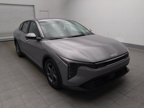Used 2025 Kia K4 FWD image 13