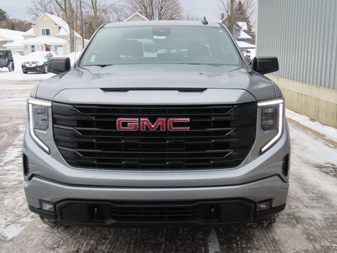 Used 2024 GMC Sierra 1500 Elevation image 11