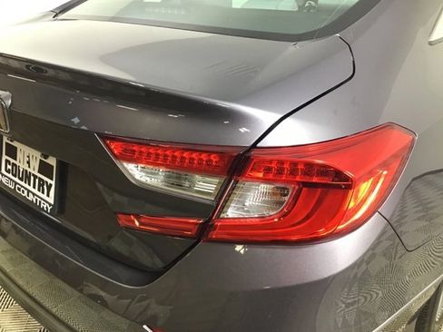 Used 2019 Honda Accord EX image 24