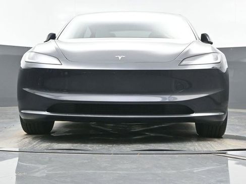 Used 2025 Tesla Model 3 Long Range image 22