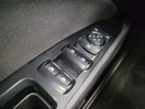 Used 2014 Ford Fusion SE image 27