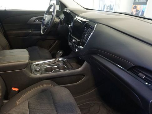 Used 2018 Chevrolet Traverse LT FWD image 23