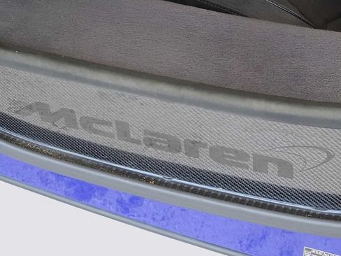Used 2015 McLaren 650S Spider RWD image 21