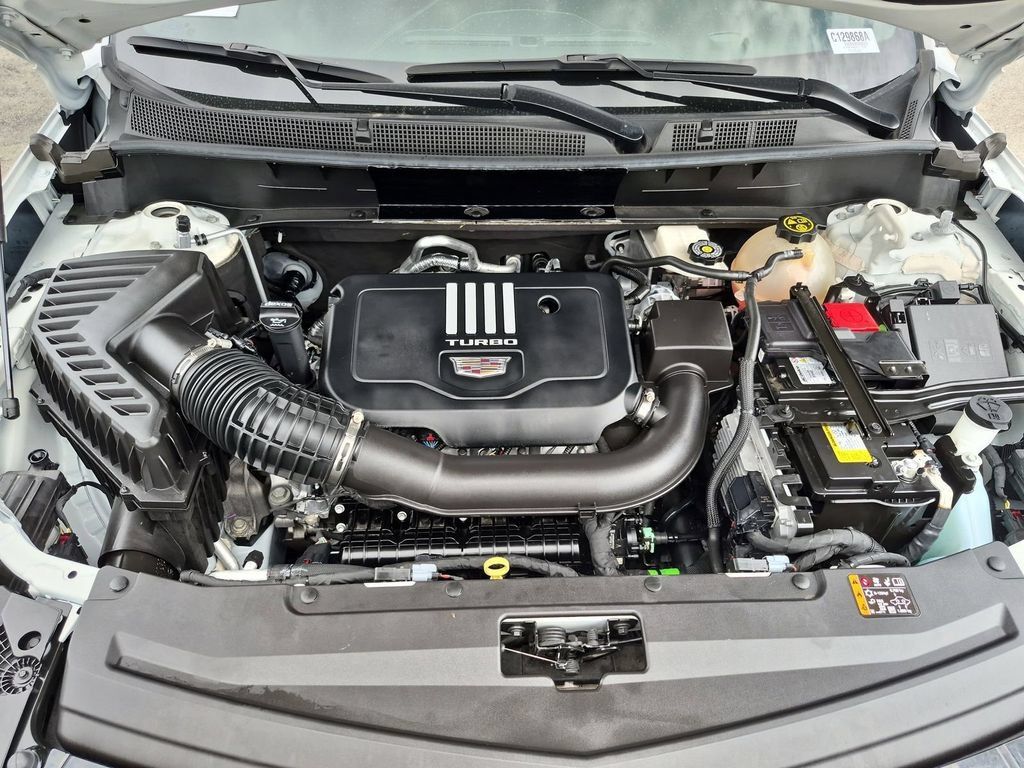 Certified 2023 Cadillac XT6 Luxury FWD image 23