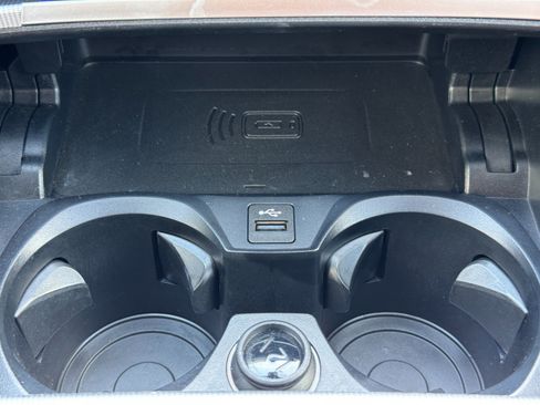 Used 2023 BMW 230i Coupe w/ Convenience Package RWD image 34