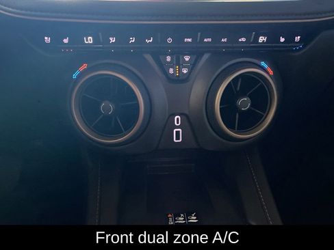Used 2024 Chevrolet Blazer Premier w/ Safety Plus Package AWD/4WD image 8