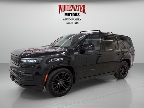 Used 2024 Jeep Grand Wagoneer Series II Obsidian w/ Quick Order Packagew 28T AWD/4WD image 7