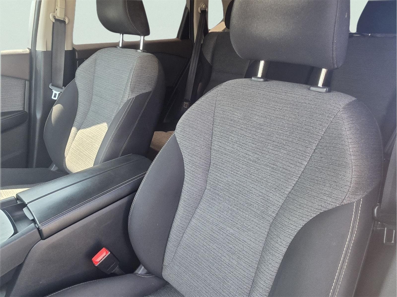 Used 2022 Nissan Rogue SV FWD image 5