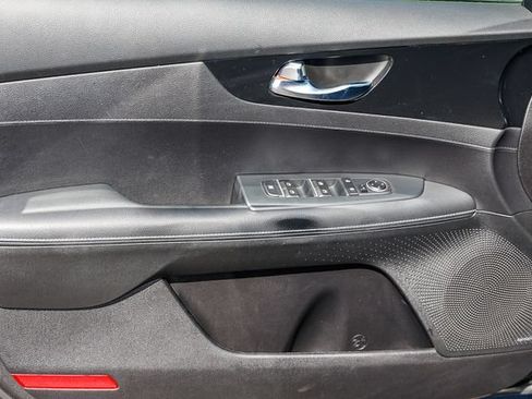 Used 2021 Kia Forte GT-Line w/ GT-Line Premium Package FWD image 25