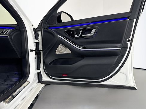 Certified 2022 Mercedes-Benz S 500 4MATIC image 24