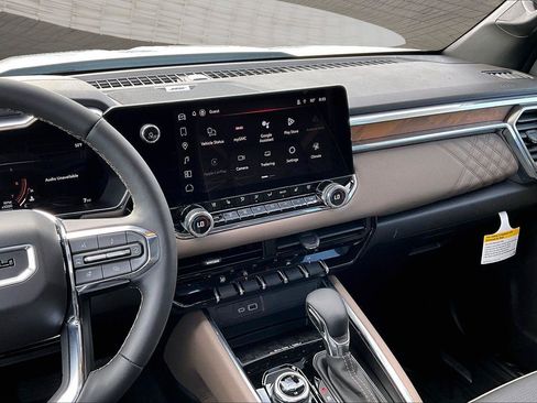 New 2026 GMC Canyon Denali AWD/4WD image 7