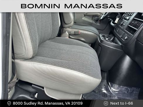 Used 2023 Chevrolet Express 2500 w/ Driver Convenience Package image 10