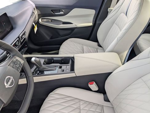 New 2026 Nissan Sentra SL w/ Floor Mat Package FWD image 10