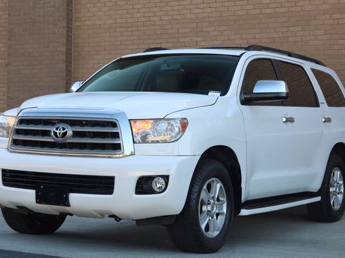 Used 2008 Toyota Sequoia Limited AWD/4WD image 5