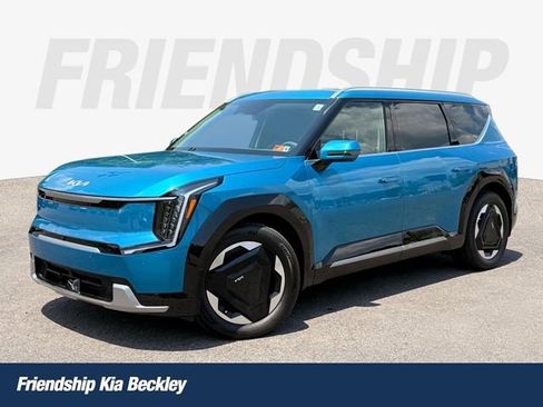 New 2026 Kia EV9 Land image 1