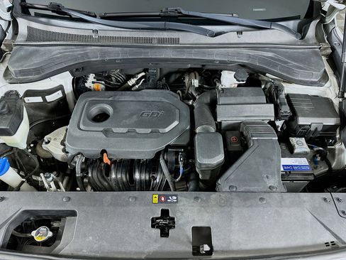 Used 2019 Hyundai Santa Fe SE FWD image 31