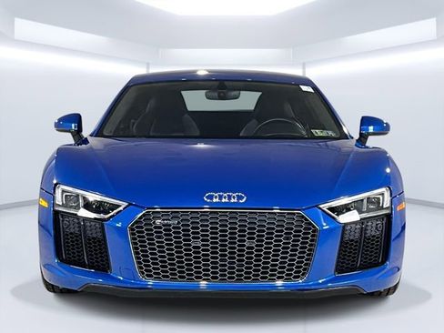 Used 2018 Audi R8 V10 image 2