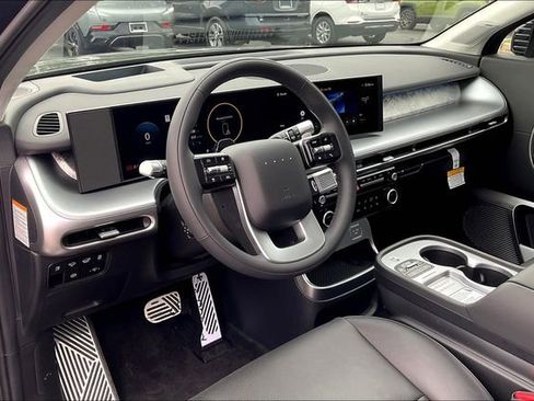 New 2026 Hyundai Ioniq 9 Calligraphy image 6