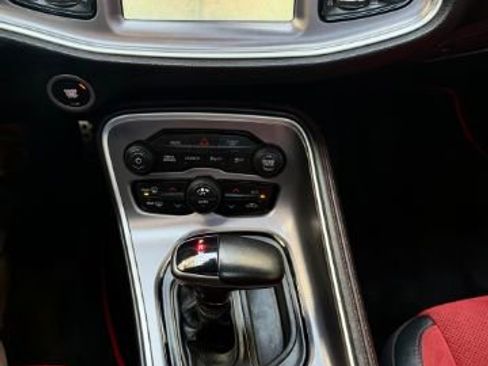 Used 2019 Dodge Challenger R/T Scat Pack w/ Widebody Package image 19