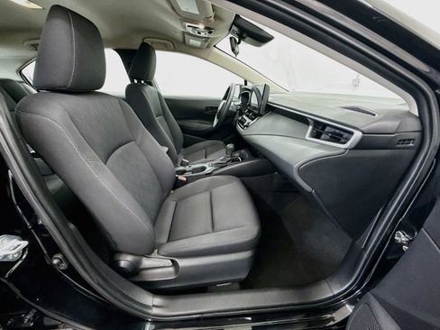 Used 2024 Toyota Corolla LE FWD image 30