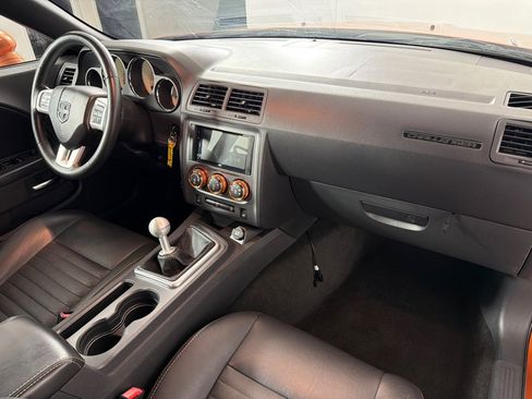 Used 2011 Dodge Challenger R/T RWD image 21