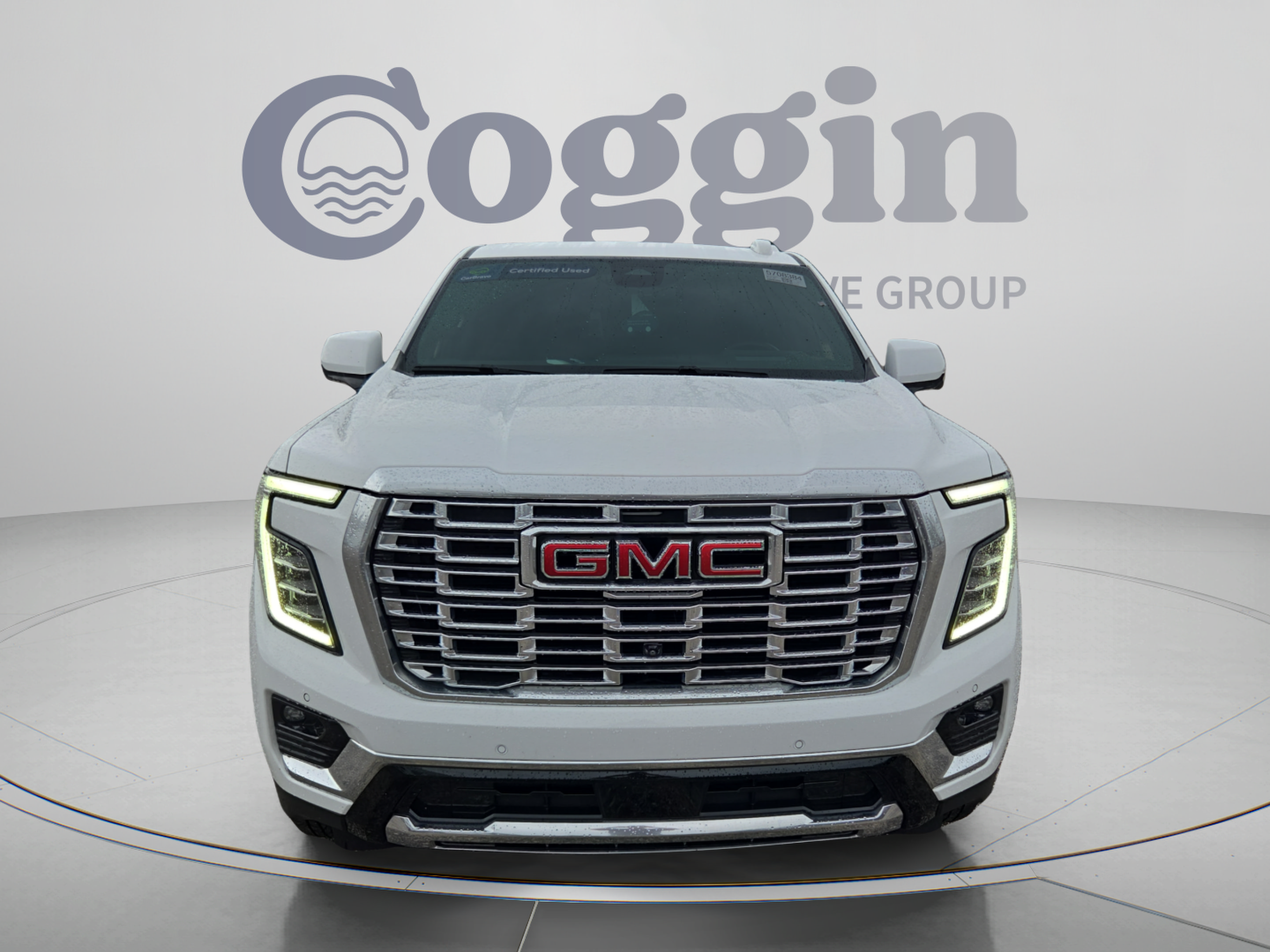 Used 2025 GMC Yukon XL Denali AWD/4WD image 8