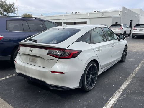 Used 2023 Honda Civic Sport image 4