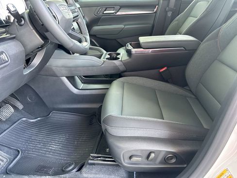 New 2026 GMC Terrain AT4 w/ Technology Package II image 14