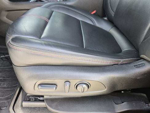 Used 2023 Chevrolet Traverse RS w/ LPO, Floor Liner Package AWD/4WD image 25