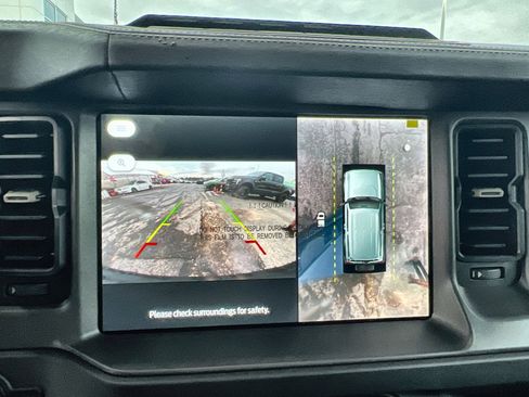 New 2025 Ford Bronco Badlands image 19