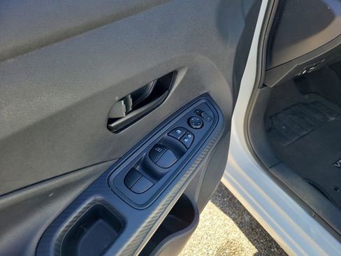 Used 2025 Nissan Versa S w/ Trunk Package image 10