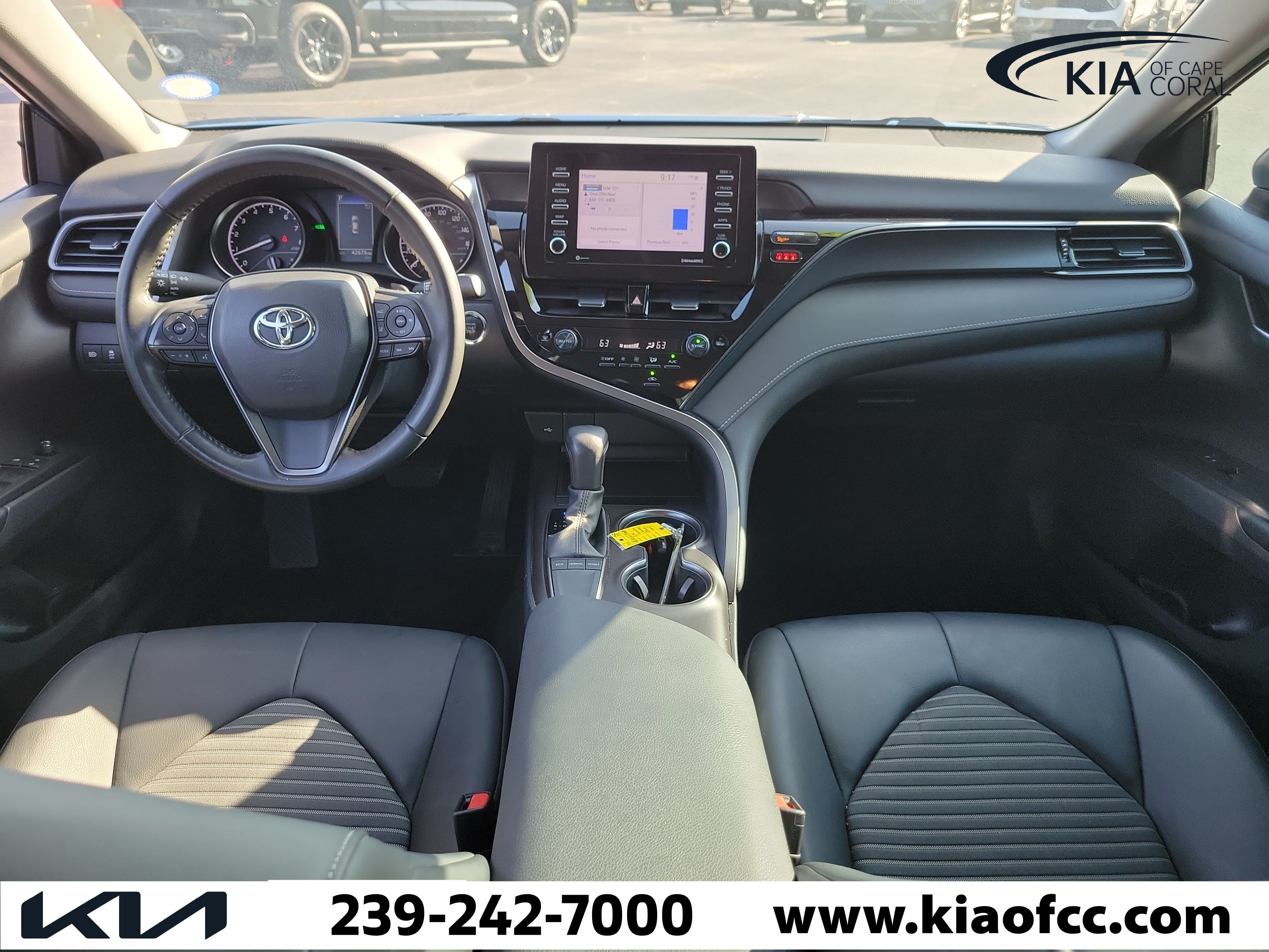 Used 2023 Toyota Camry SE w/ Convenience Package FWD image 15