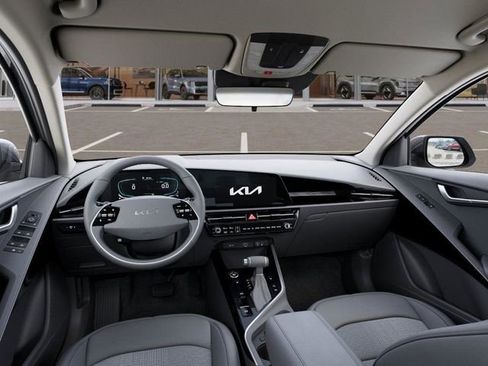 New 2025 Kia Niro EX image 14