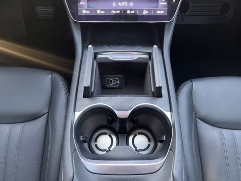 Used 2023 Maserati Grecale Modena image 29