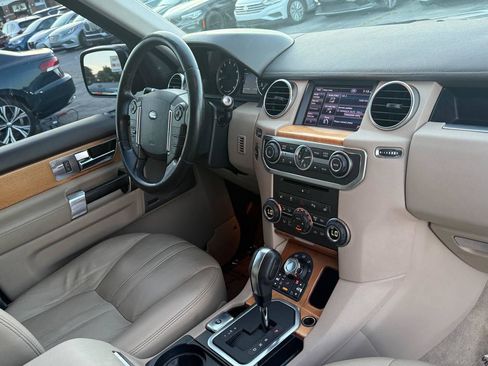 Used 2013 Land Rover LR4 HSE AWD/4WD image 23