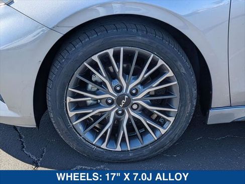 Used 2023 Kia Forte GT-Line w/ GT-Line Premium Package image 9