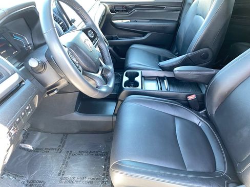 Used 2023 Honda Odyssey Touring image 28