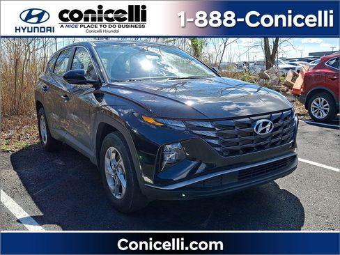 Certified 2024 Hyundai Tucson SE image 1