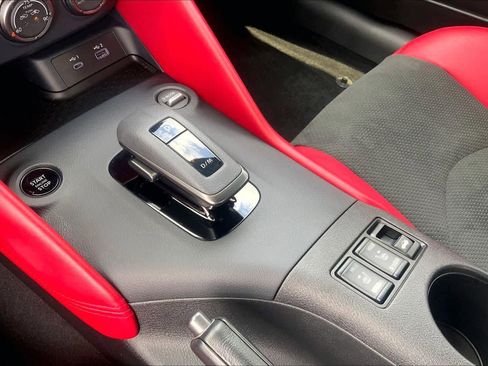 Used 2025 Nissan Z Performance w/ Floor Mat Package image 14