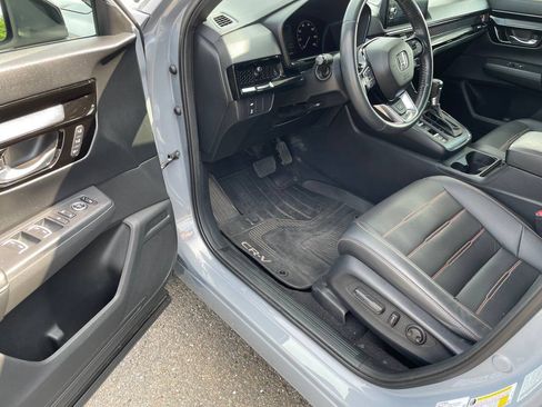 Used 2023 Honda CR-V Sport Touring image 9