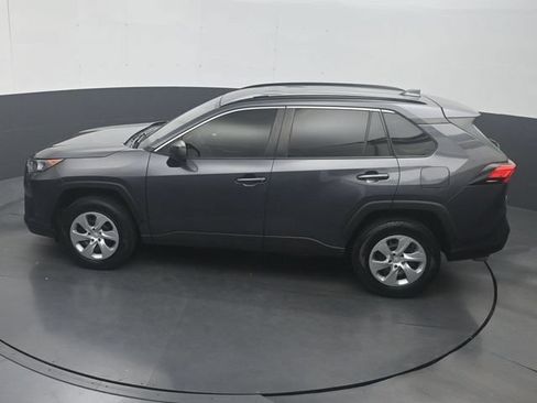 Used 2020 Toyota RAV4 LE FWD image 21