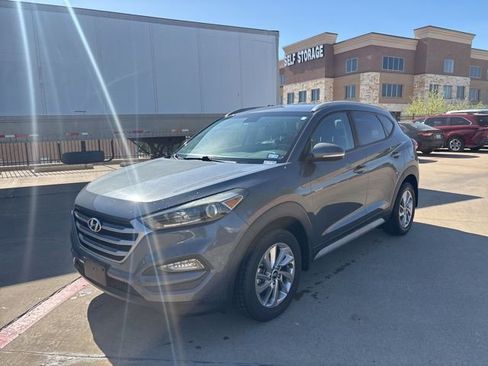 Used 2018 Hyundai Tucson SEL Plus image 1